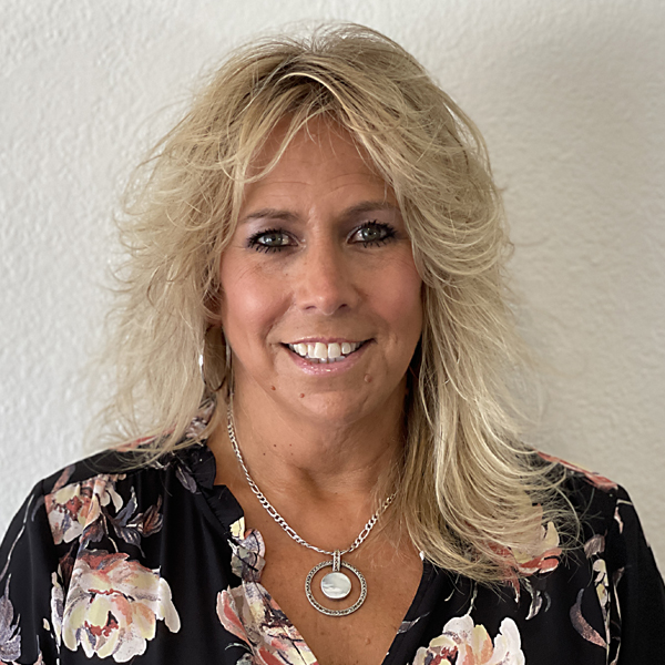Team Member Selina Sims-Steele